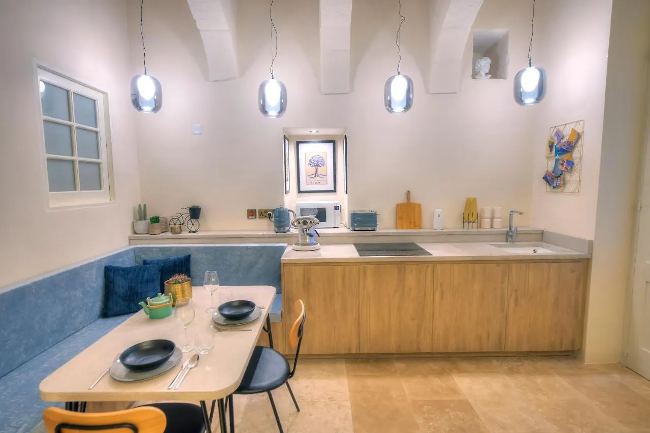 Stylish & Traditional 1 Bedroom Apartment Ddem1-1 Valletta