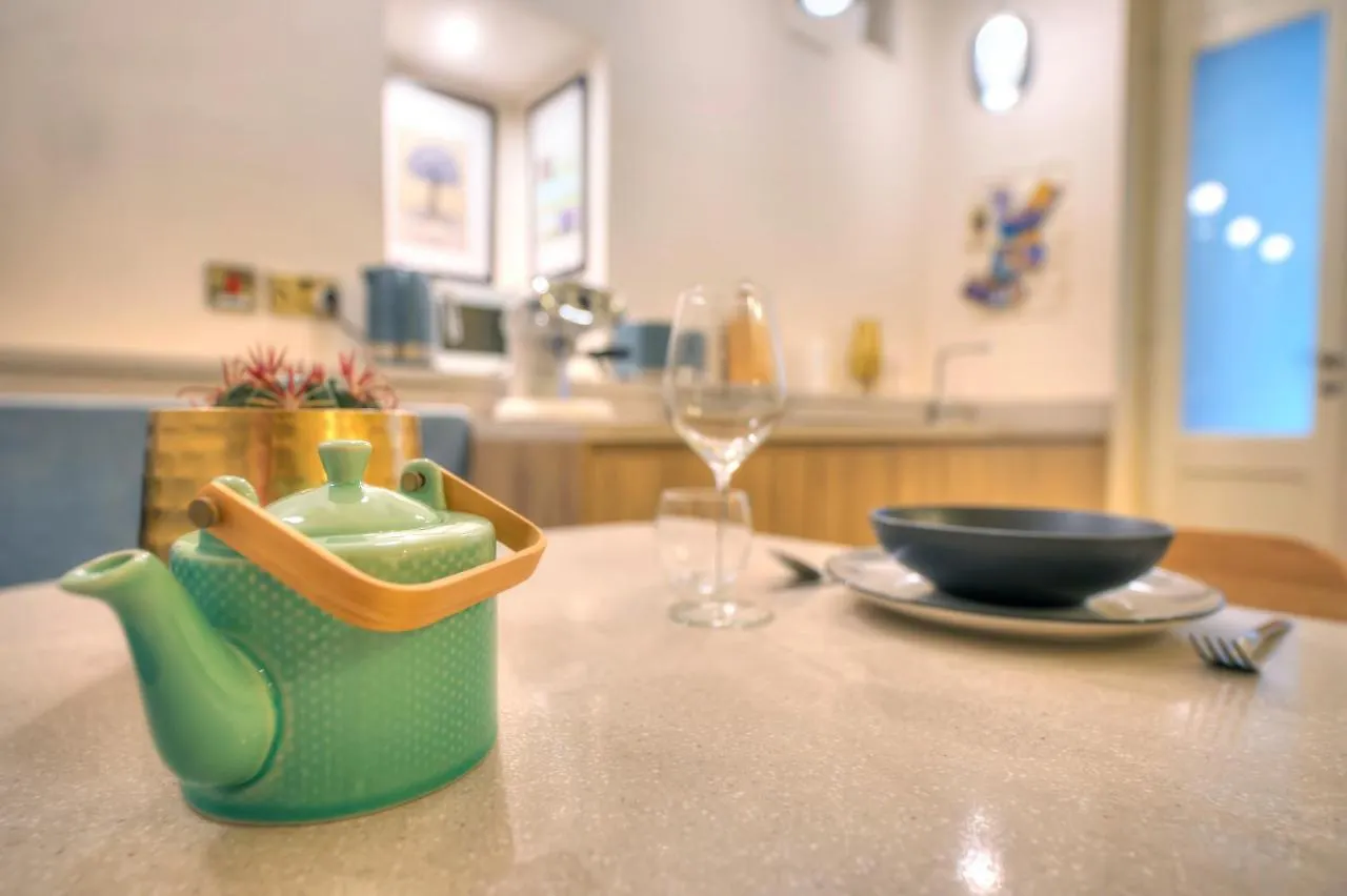Stylish & Traditional 1 Bedroom Apartment Ddem1-1 Valletta 0*,