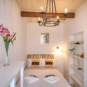 Hébergement de vacances Charming House In The Heart Of Cpac1-3